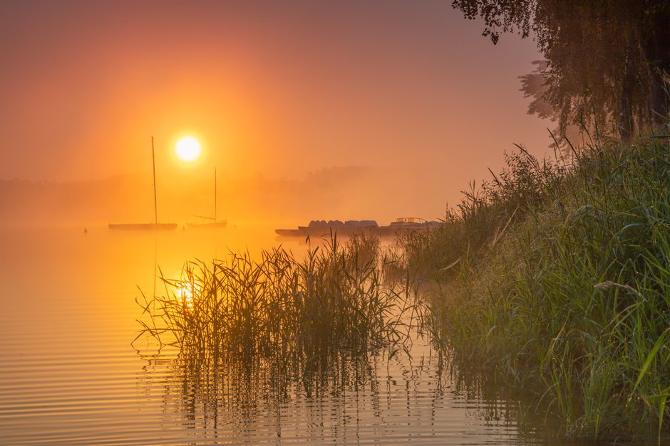 Two-List Morning for calmer privacy setup — lifestyle · Productivity