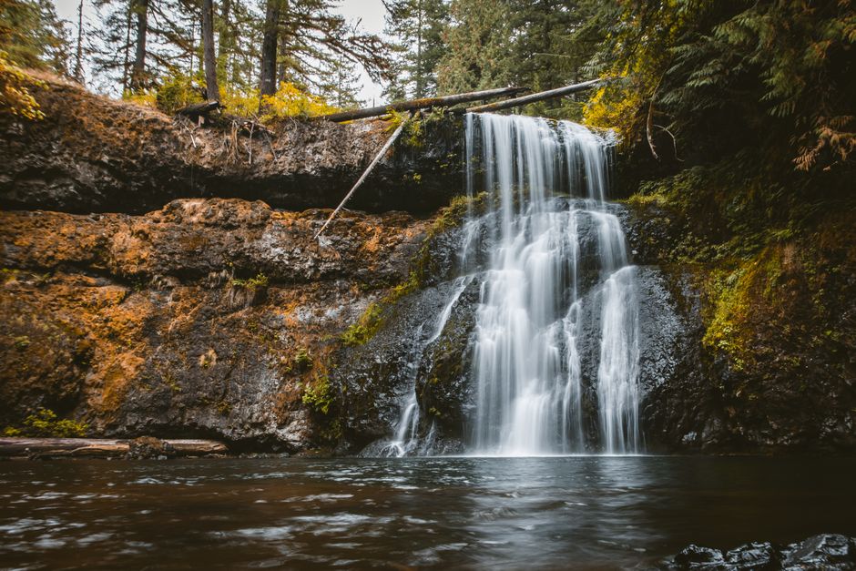 Short Waterfall Hike for an off-season visit — travel · National Parks