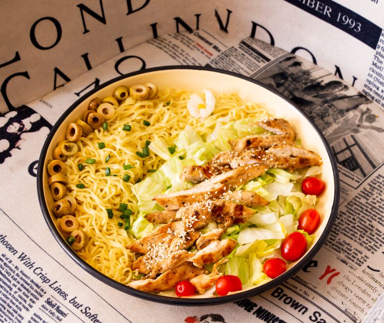 Peanut Noodle Salad for microwave at noon — food · Lunch Ideas