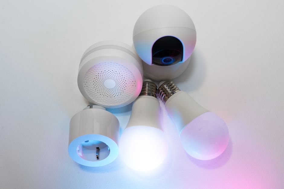 Smart Bulbs with one-tap automation — smart-life · Smart Home