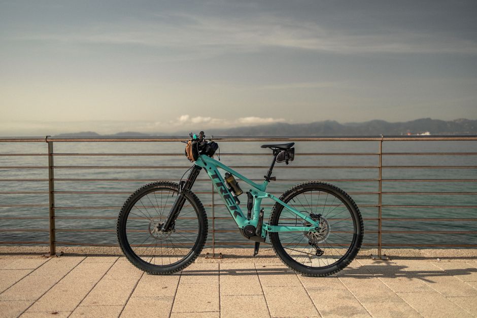 Coastal Bike Ride around a memorable local meal — travel · Beach Vacations