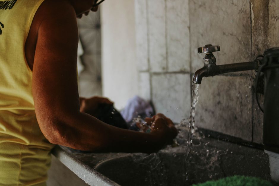 Quiet Hand Wash for a desk-bound afternoon — wellness · Mindfulness