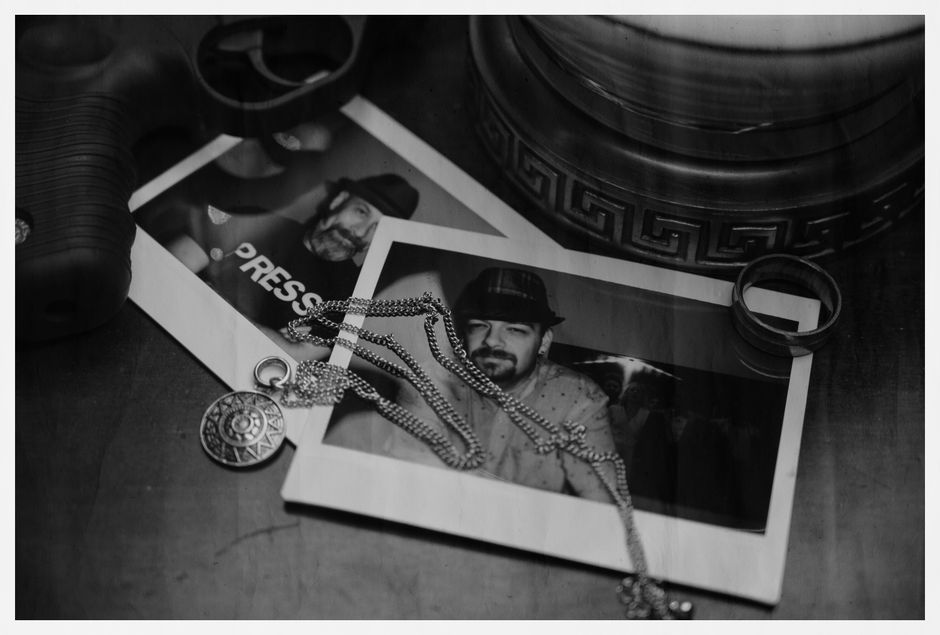 Monochrome Portrait — keepsake art painting for a keepsake project — diy-creativity · Art & Painting