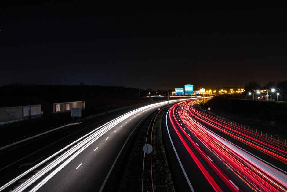 Night-Light Trail with a watercolor layer — diy-creativity · Photography