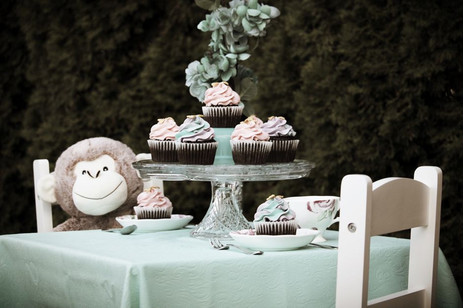 Garden Tea Party for a cozy couch setup — entertainment · Party Ideas
