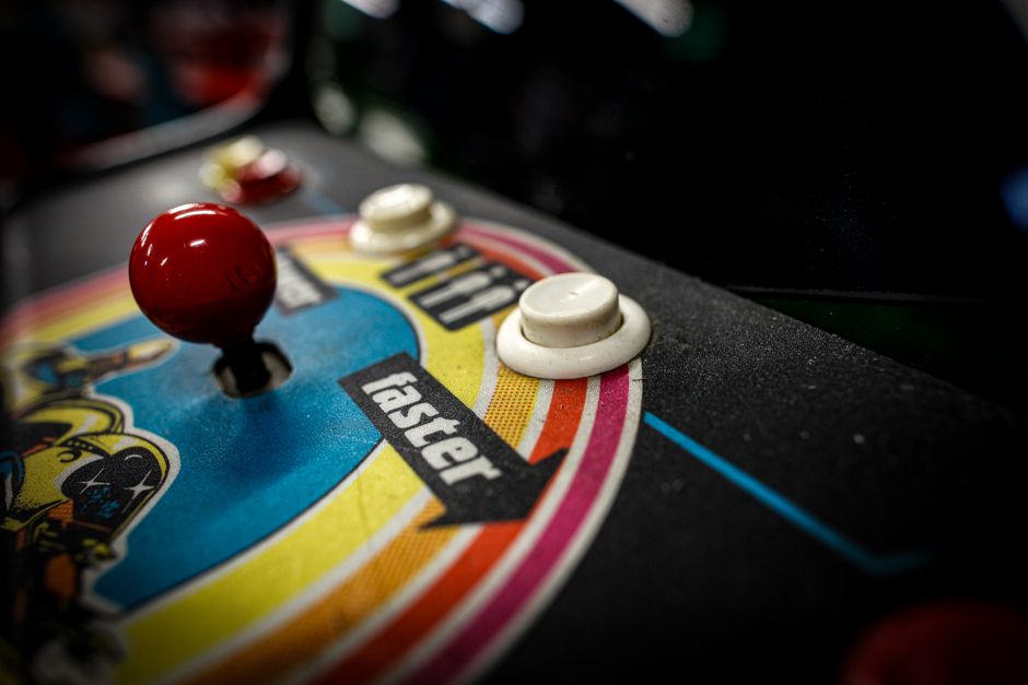 Arcade Challenge with a low-cost setup — entertainment · Date Nights