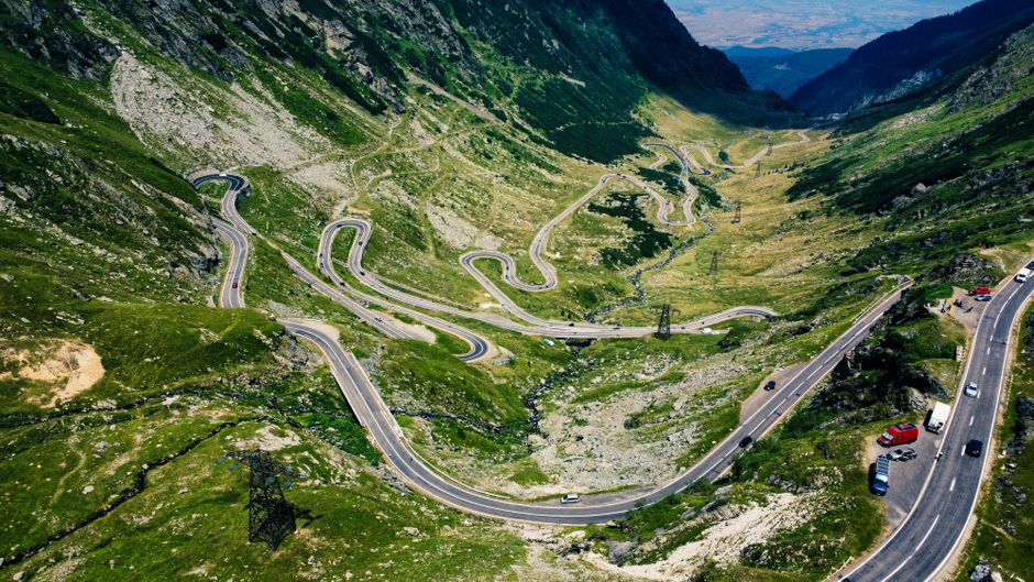 Road-Trip Singalong around a themed playlist — entertainment · Music