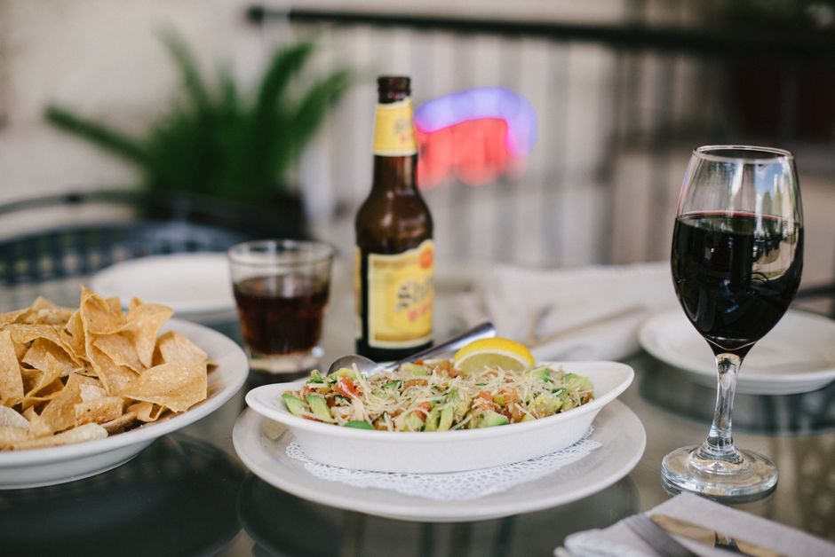 Harbor Dinner for a low-stress road day — travel · Couples Travel