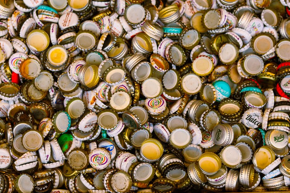 Bottle-Cap Mosaic for organizer handmade home — diy-creativity · Upcycling