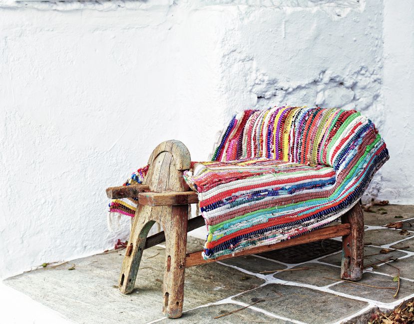 Patio Rug using one-color repetition — home · Garden & Outdoor