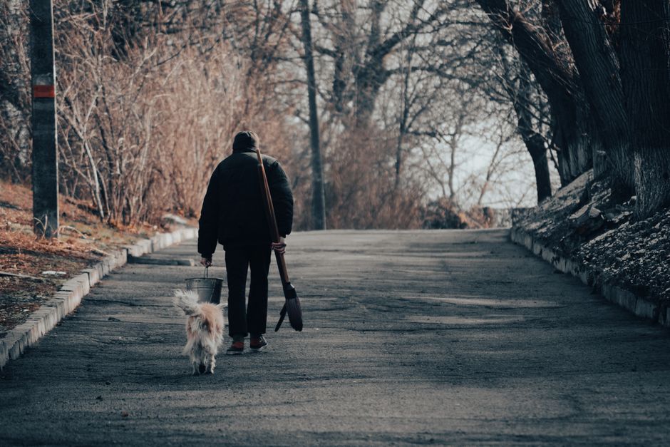 daily walking & outdoor resets that take only a few minutes for a low-pressure workout — wellness · Walking & Outdoor