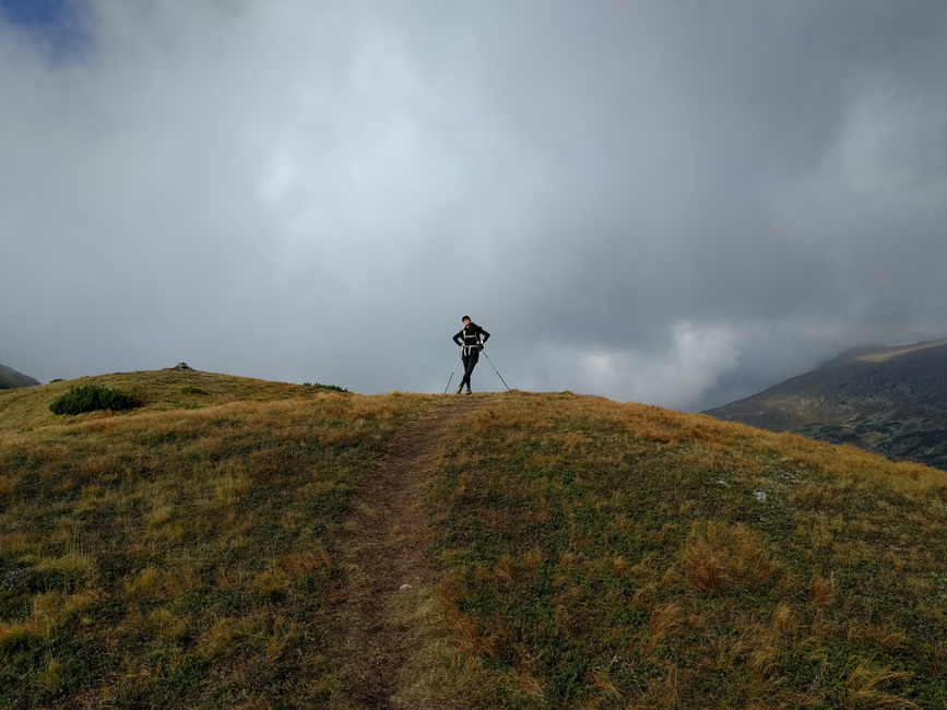 Hilltop Trail during a quiet evening — wellness · Walking & Outdoor