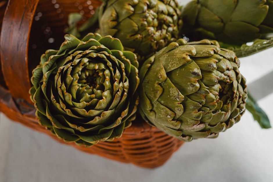 Spinach Artichoke Cups with a crisp lettuce cup — food · Party Food