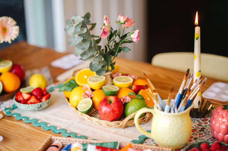 Painted Vase — clay candle dish for a beginner maker — diy-creativity · Handmade Decor