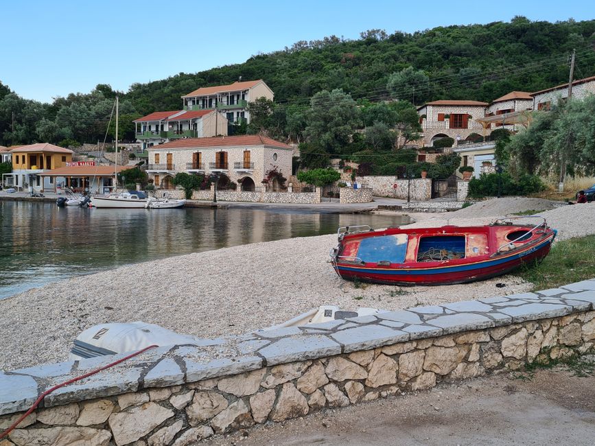 Coastal Village Stroll for a low-stress road day — travel · Weekend Getaways