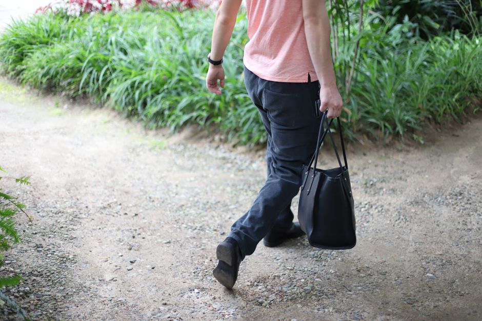 Shirt Tote using pressed botanicals — diy-creativity · Upcycling