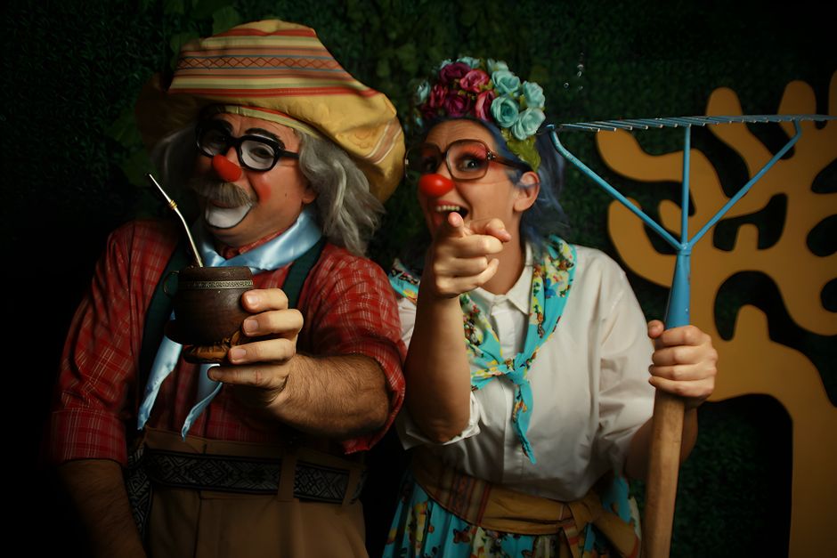 Classic Comedy Evening for a casual celebration — entertainment · Movie Nights