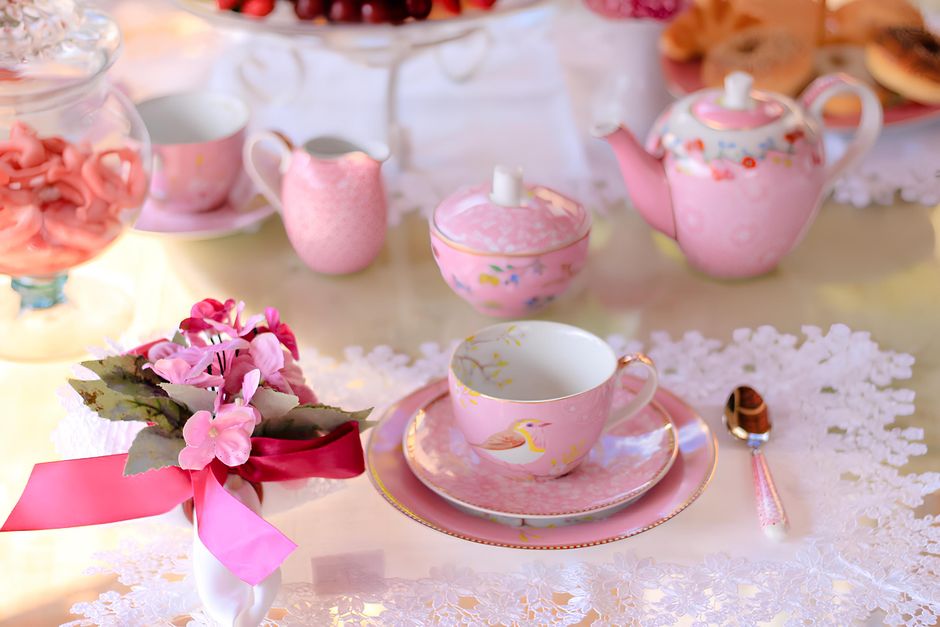 Garden Tea Party for a rainy evening — entertainment · Party Ideas