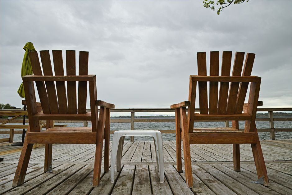 Lakefront Breakfast around a neighborhood market — travel · Weekend Getaways
