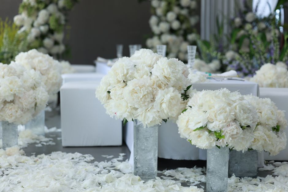 Flower-Free Centerpiece for a mixed-age crowd — celebrations · Valentine's Day