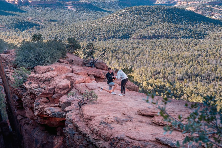 Sedona Red-Rock Trail around a memorable ferry ride — travel · USA Travel