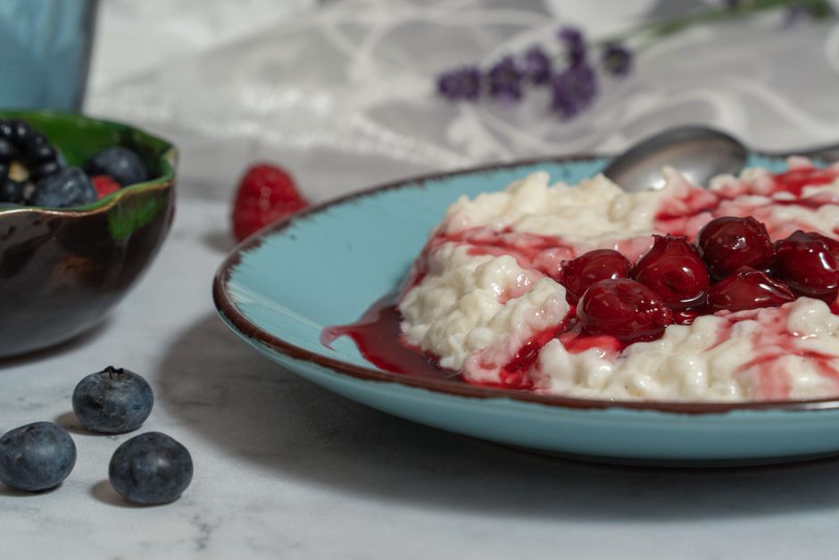 Pistachio Rice Pudding with berry compote — food · Desserts