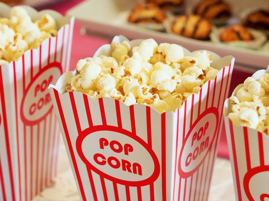 Snack-Board Cinema around a retro theme — entertainment · Movie Nights