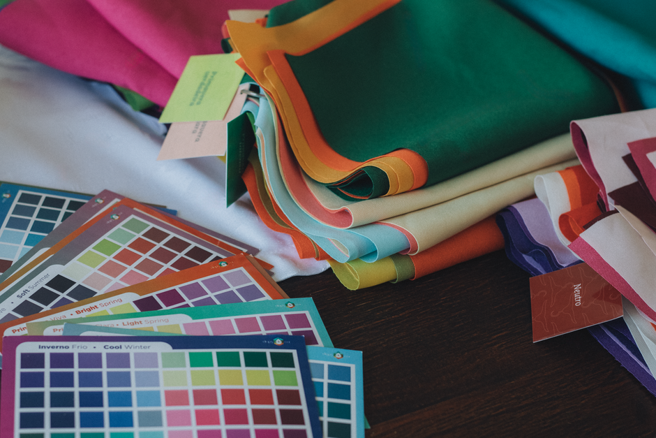 Market Color Hunt using pressed botanicals — diy-creativity · Photography