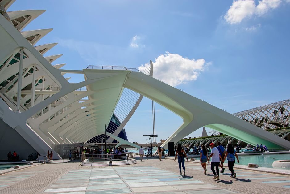 Architecture Walk with a practical parking plan — travel · City Trips