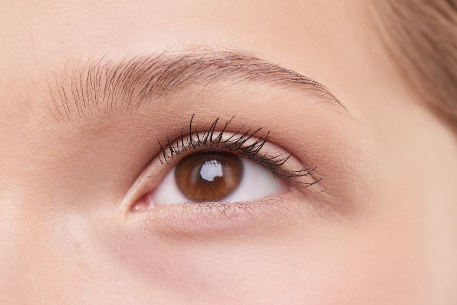 Simple Brow Shaping for a calmer Sunday — lifestyle · Beauty