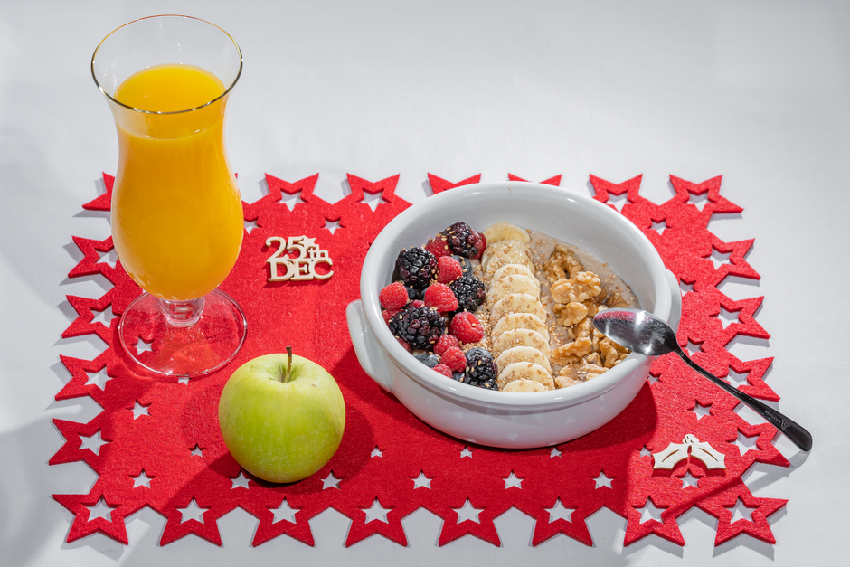 Banana Oat Bites with yogurt dip — food · Snacks
