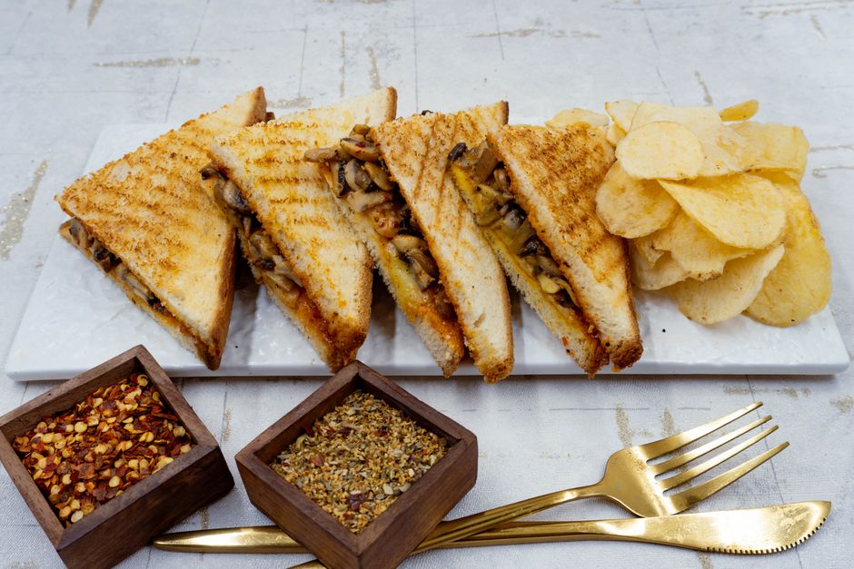 Garlic Mushroom Toast for a weekend cooking project — food · Recipes