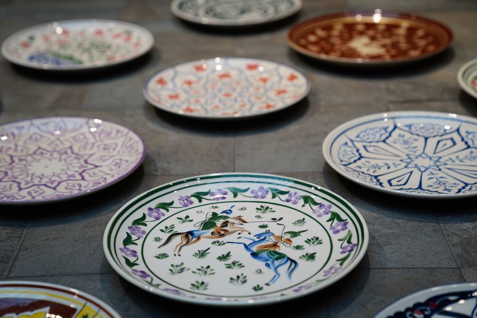 Ceramic Painting when you want more laughter — lifestyle · Hobbies