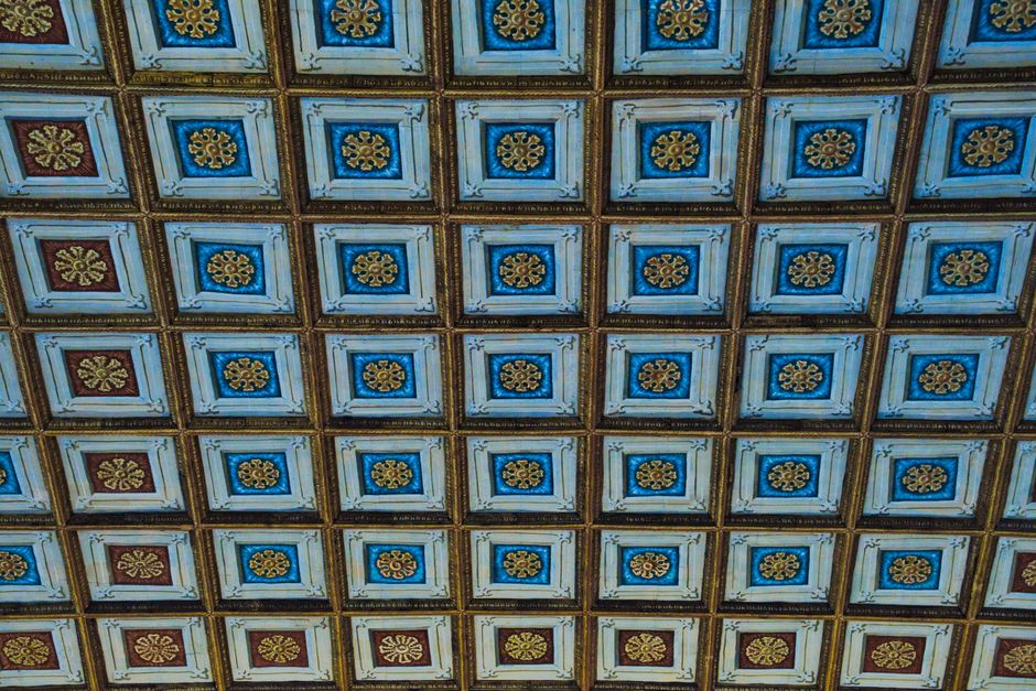 30 Statement Ceiling ideas