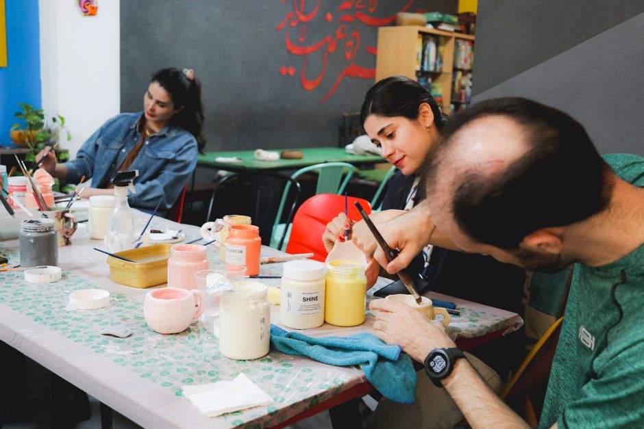 Ceramic Painting when your calendar feels crowded — lifestyle · Hobbies