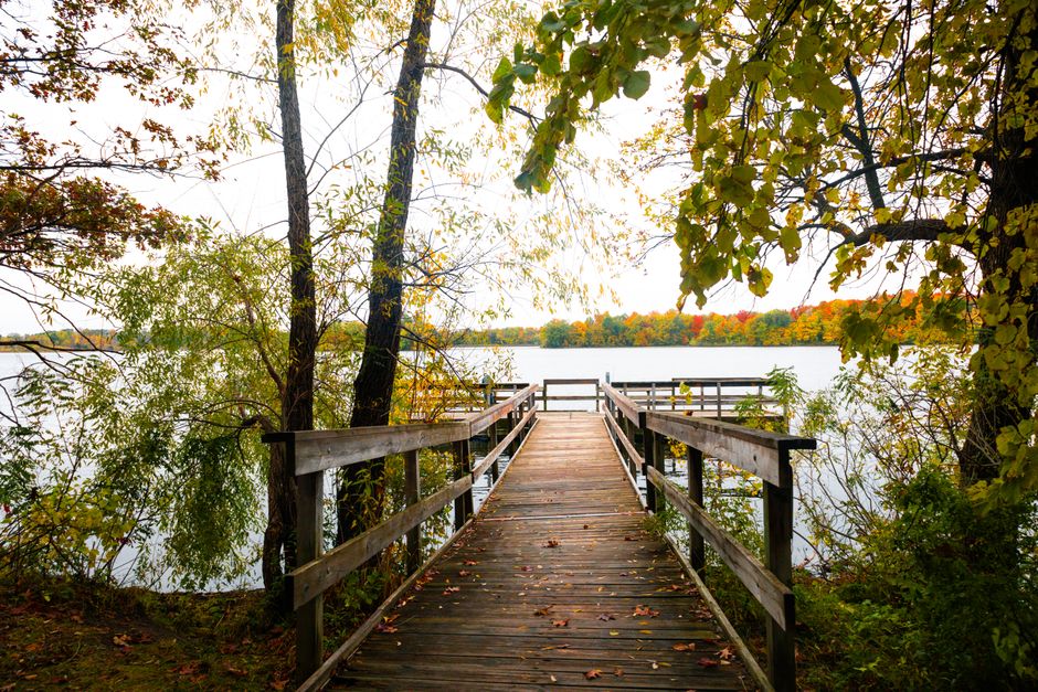 Lake Trail with a scenic detour — travel · National Parks