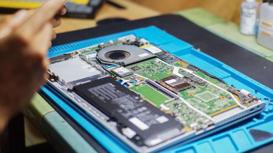 Laptop Battery Care with a low-friction backup plan — smart-life · Technology