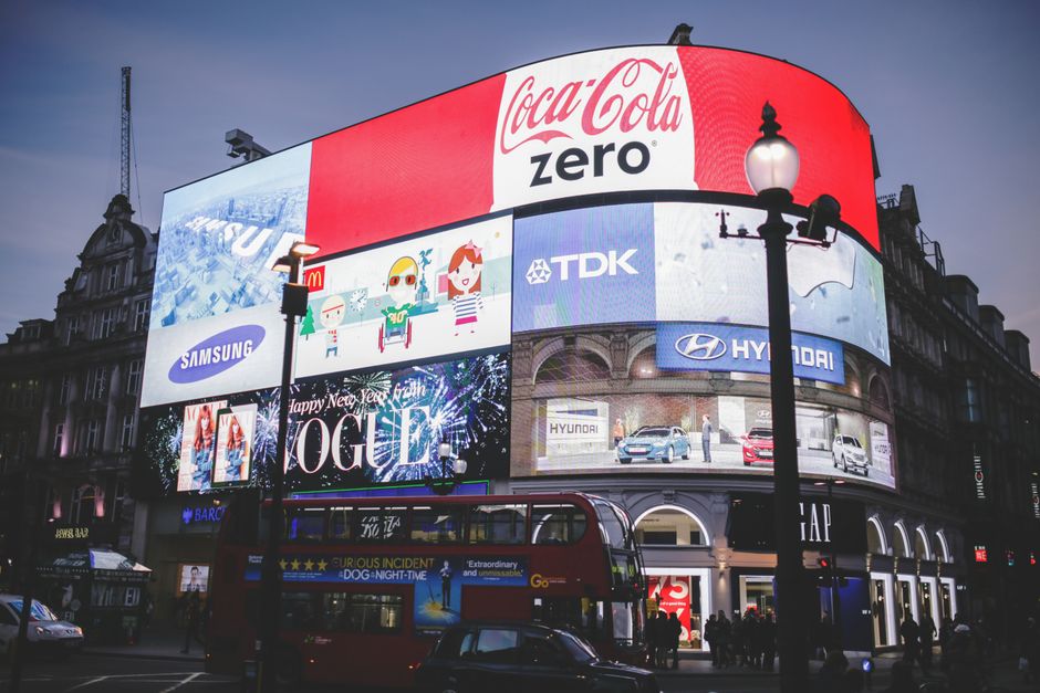 Iconic Ad Campaign Quiz with a dress-up element — entertainment · Pop Culture