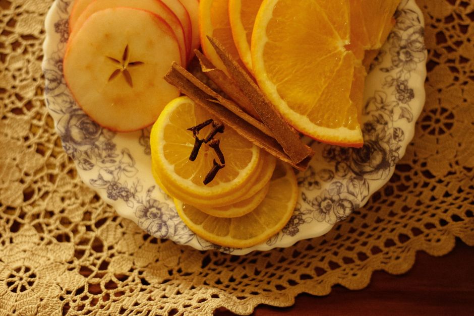 Cinnamon Apple Chips for a lunchbox — food · Snacks