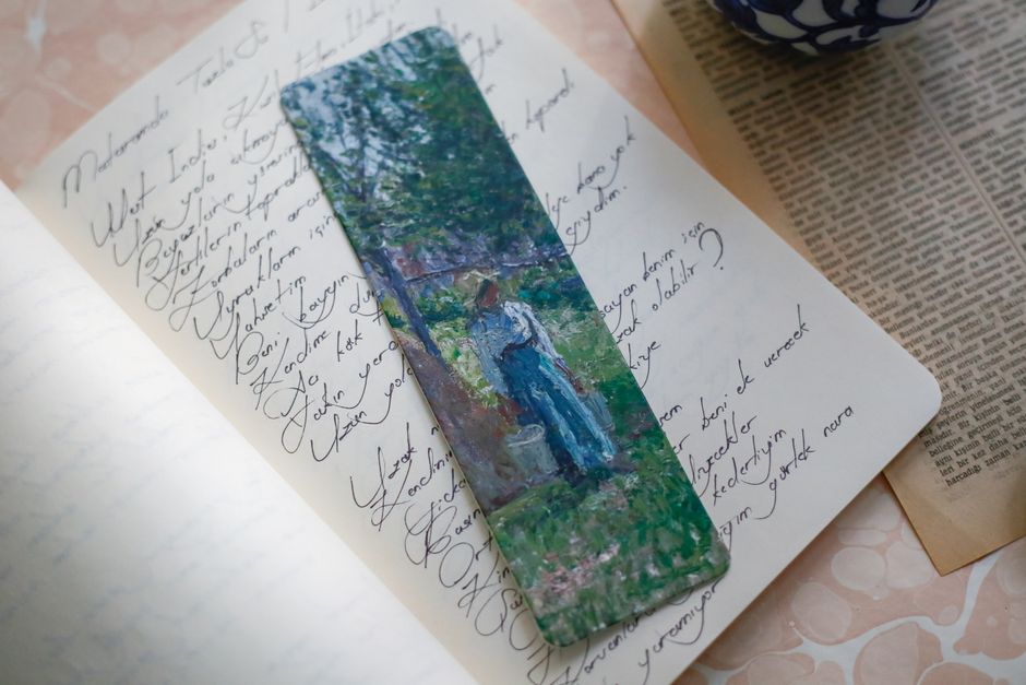 Custom Bookmark for mug experimenting color — diy-creativity · DIY Gifts