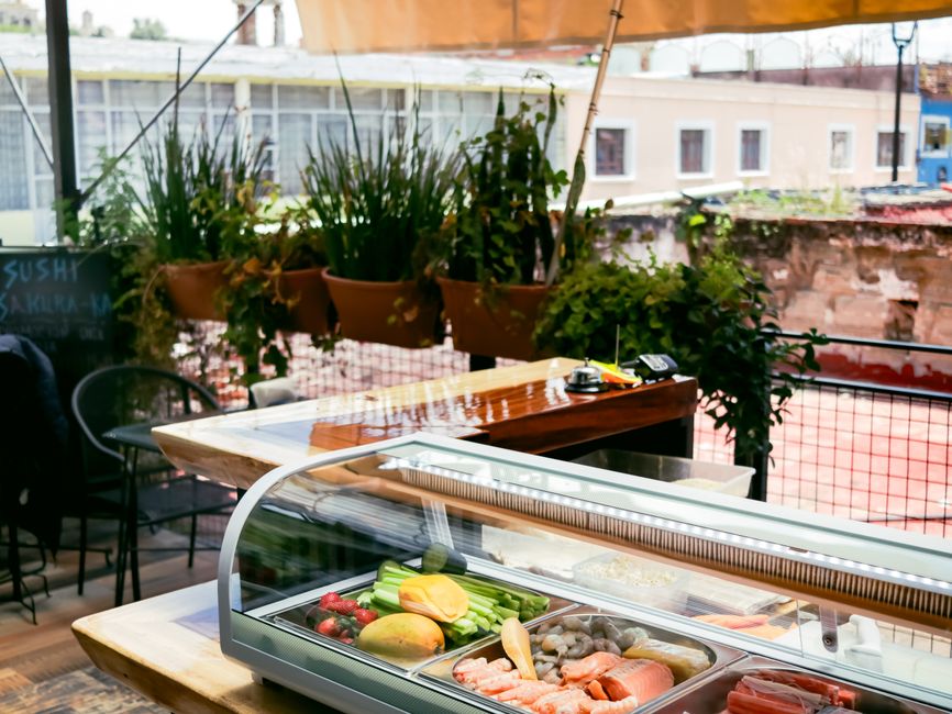 Build-Your-Own Food Bar for a larger guest list — celebrations · Parties
