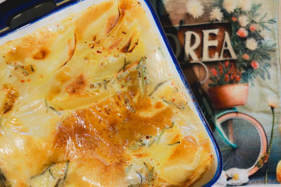 Spinach Ricotta Stuffed Shells for family style tables — food · Dinner Ideas