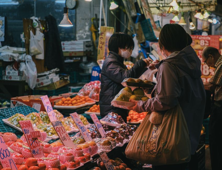 Browse A Local Market around a memorable local meal — travel · Things to Do