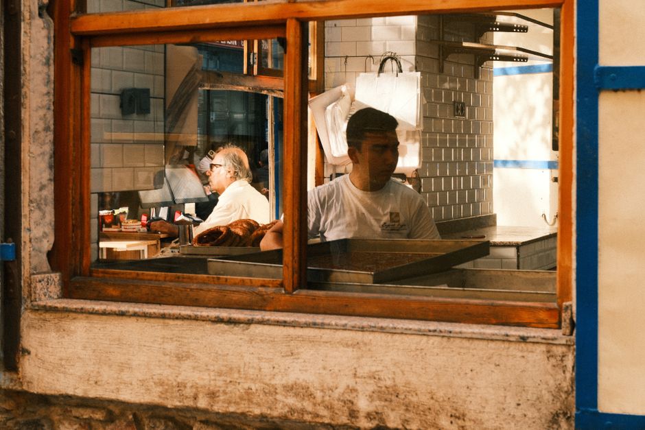 Neighborhood Bakery Crawl with a quiet neighborhood stop — travel · City Trips
