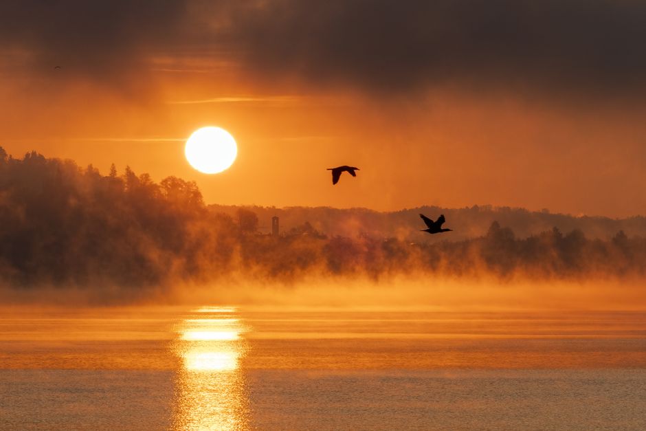 30 Two-List Morning ideas for a simpler digital day
