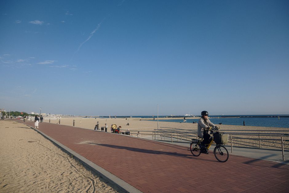 Coastal Bike Ride for families with mixed ages — travel · Beach Vacations