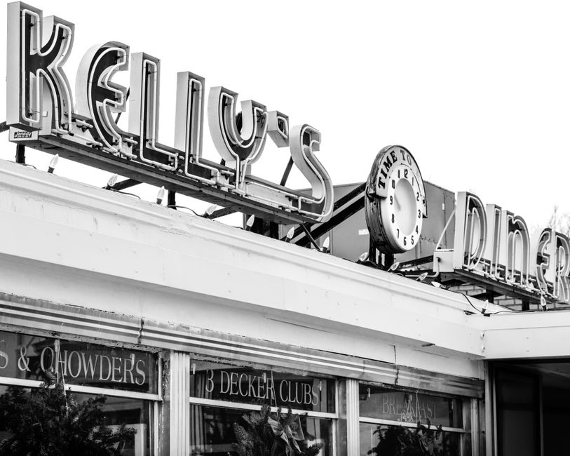 Classic Diner Stop near a memorable viewpoint — travel · Road Trips