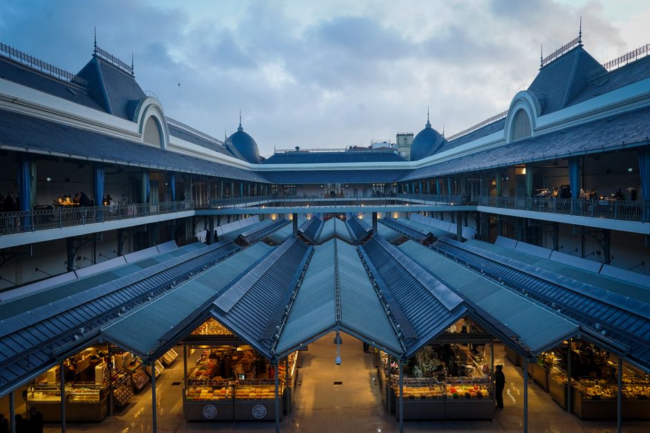 Historic Market near a memorable viewpoint — travel · City Trips