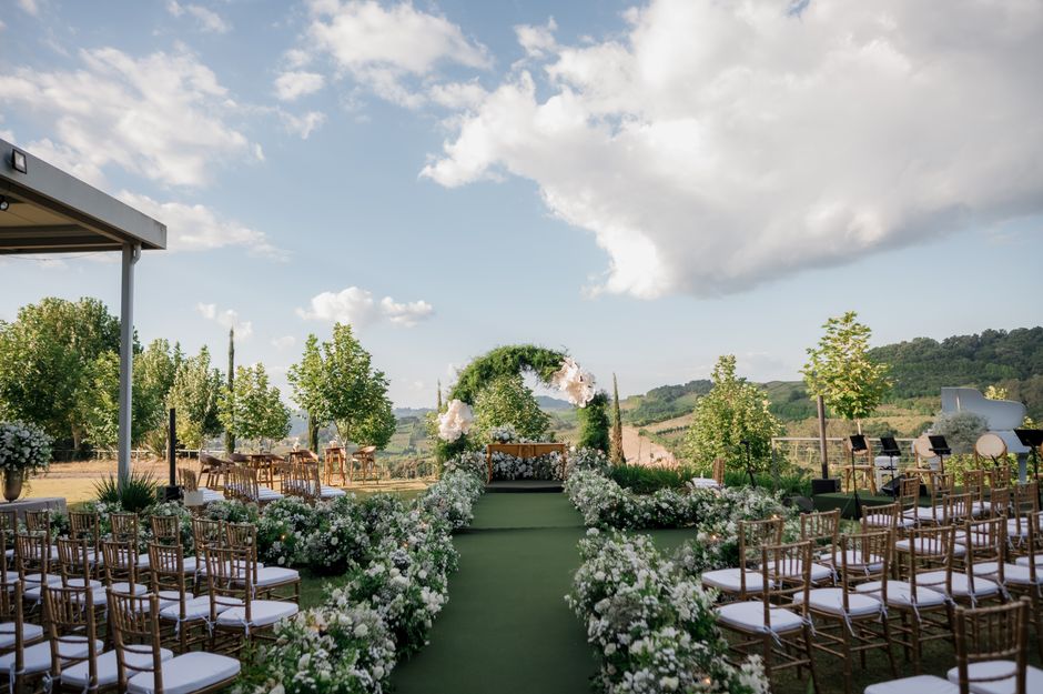 20 Ceremony Aisle Details ideas for a beautiful table