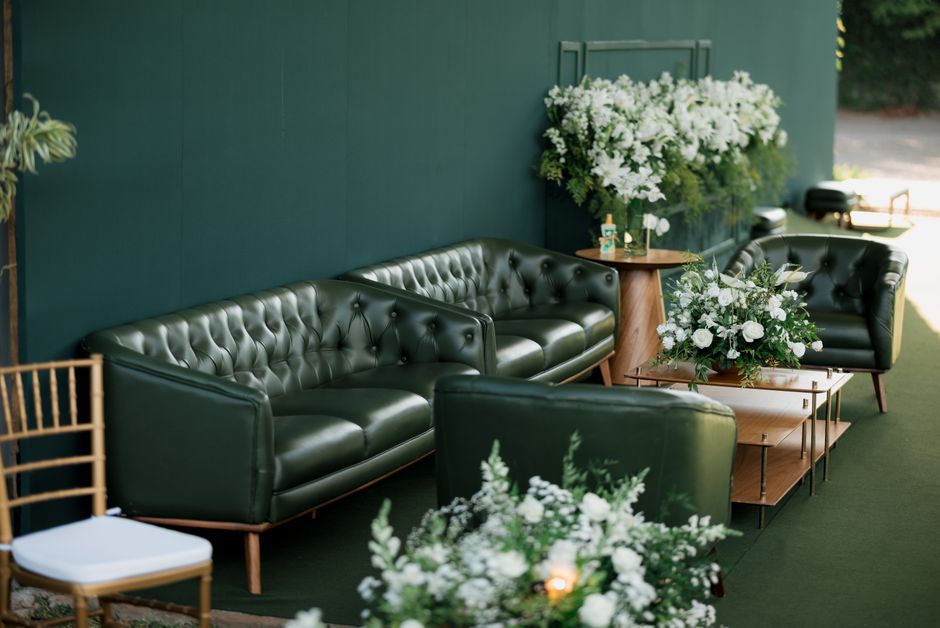 Outdoor Lounge for a modern minimalist party — celebrations · Parties
